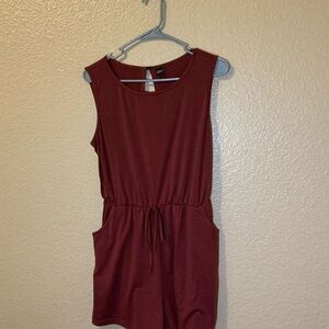 SHEIN Burgundy Sleeveless Romper